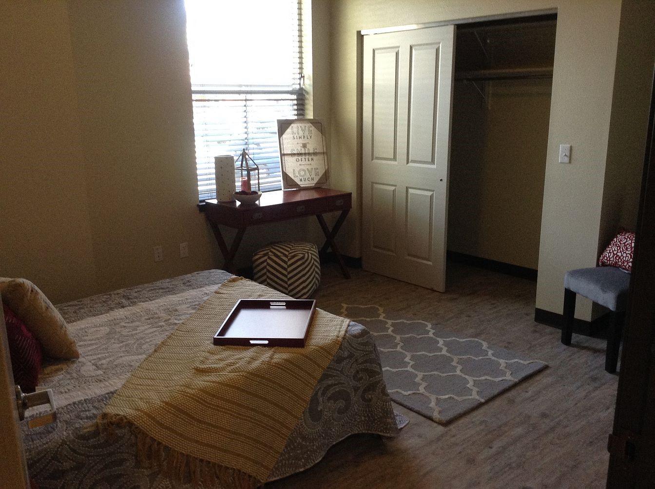 Gallery Photo 6